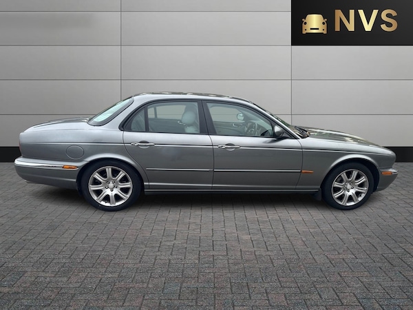 Used Jaguar XJ 2003 for sale - 76316390: Photo 8