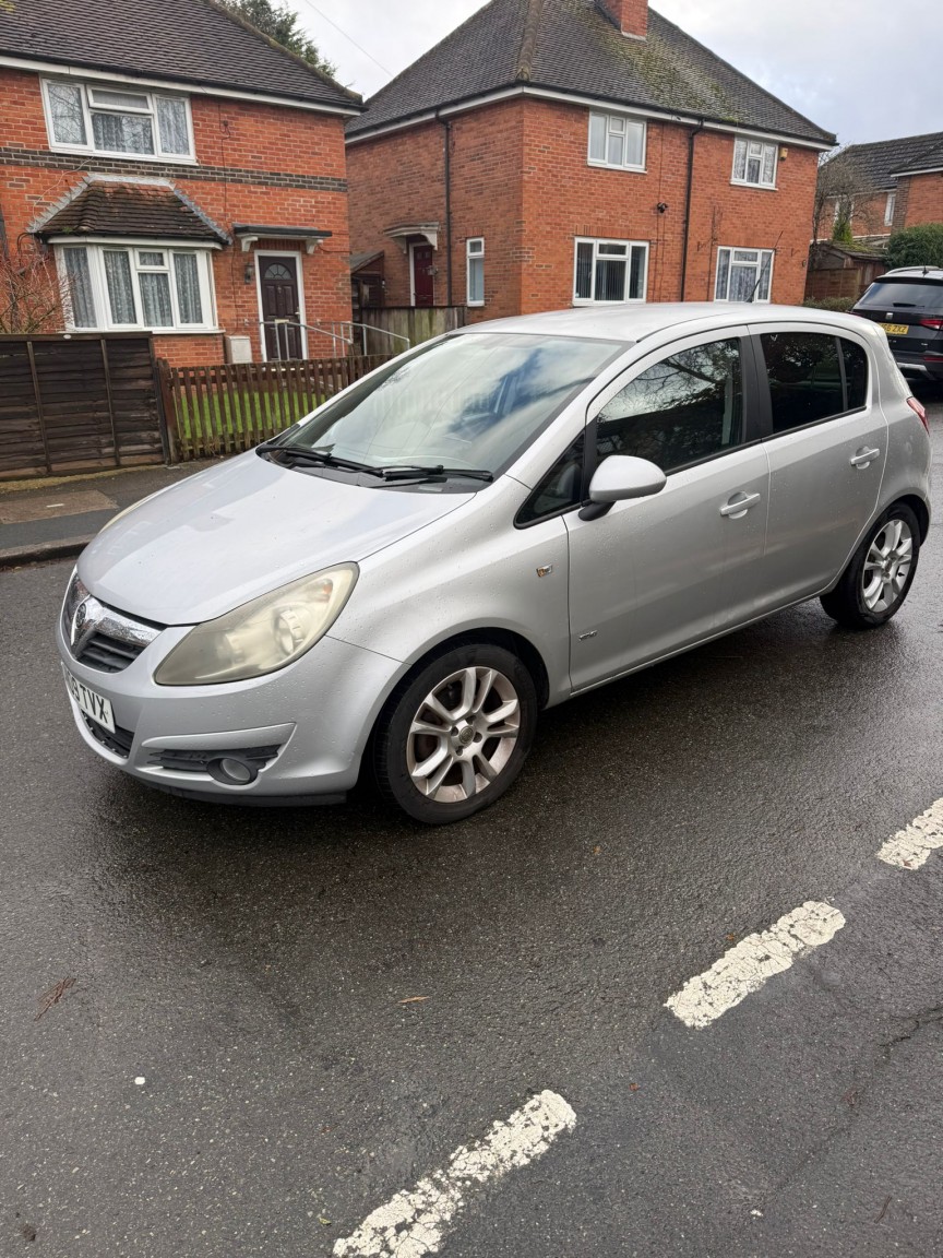 Used Vauxhall Corsa 2009 for sale - 77474828: Photo 2