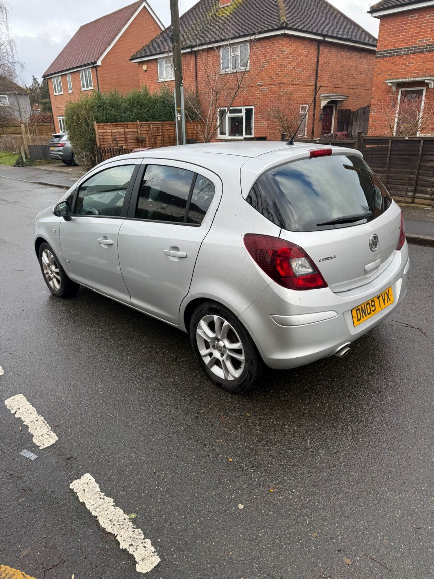 Used Vauxhall Corsa 2009 for sale - 77474828: Photo 3