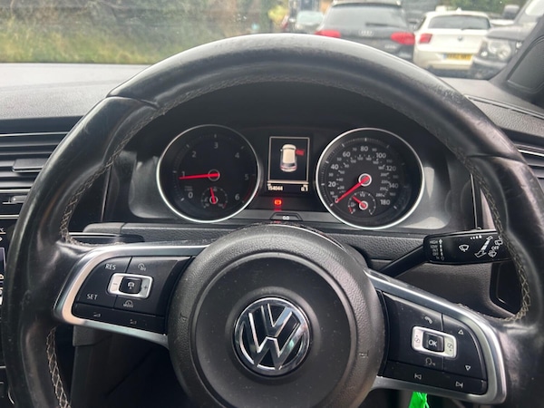 Used Volkswagen Golf 2014 for sale - 71380901: Photo 12