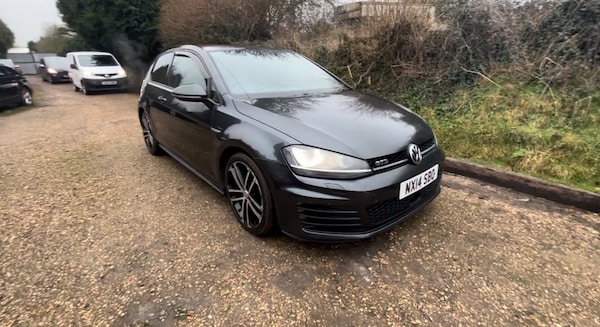 Used Volkswagen Golf 2014 for sale - 71380901: Photo 1