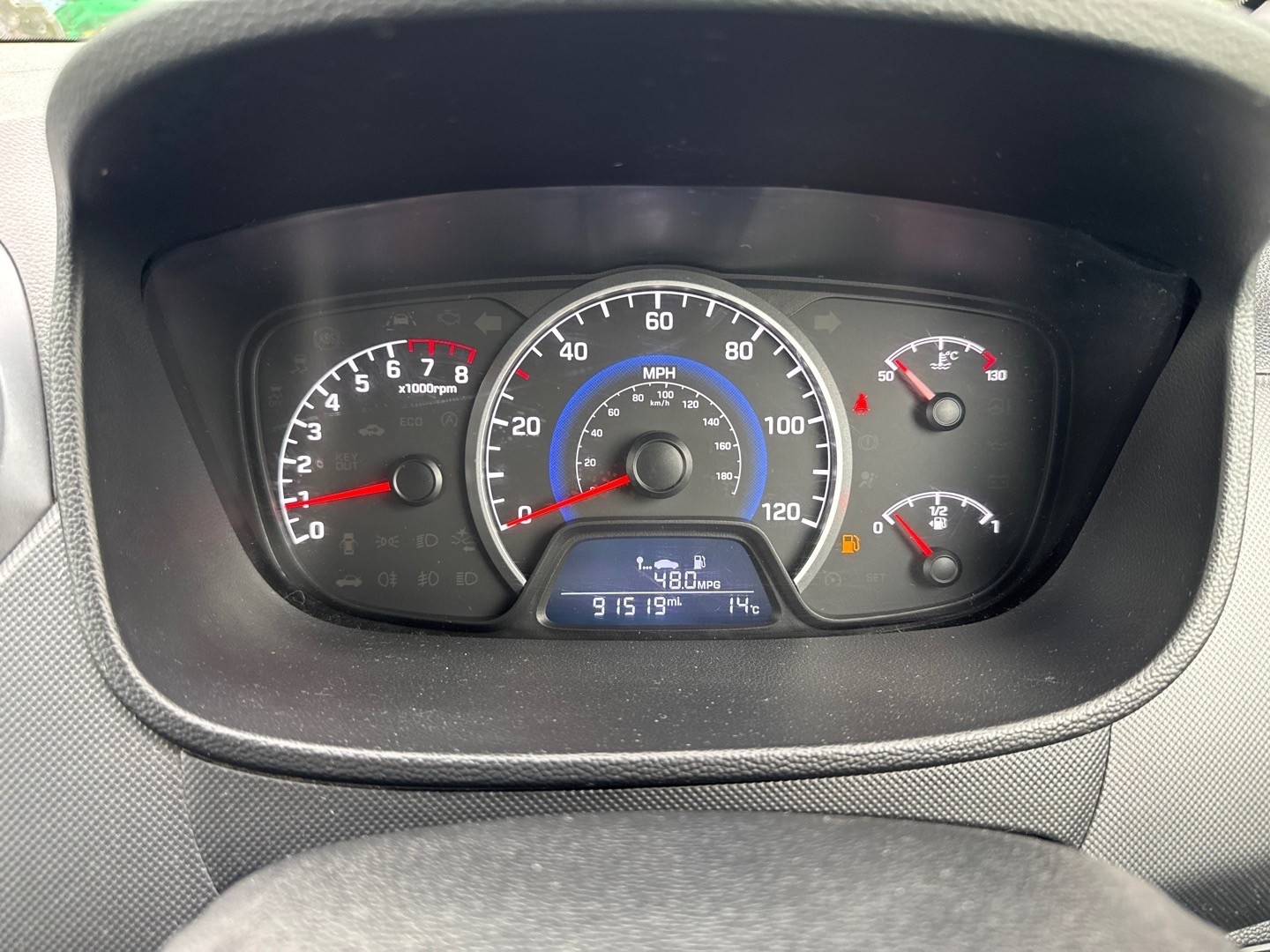 Used Hyundai i10 2018 for sale - 76142528: Photo 13