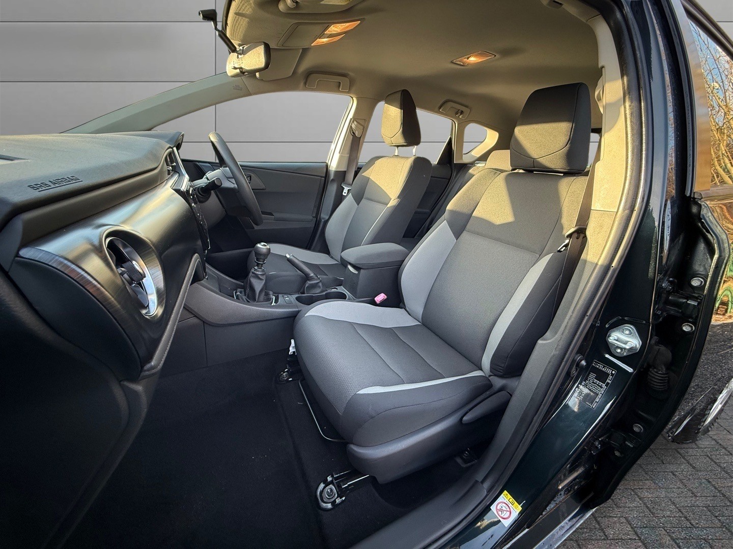 Used Toyota Auris 2015 for sale - 77342631: Photo 12