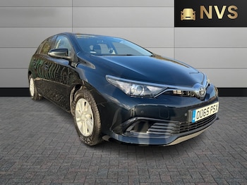 2015 - 1.4 D-4D Active 5dr