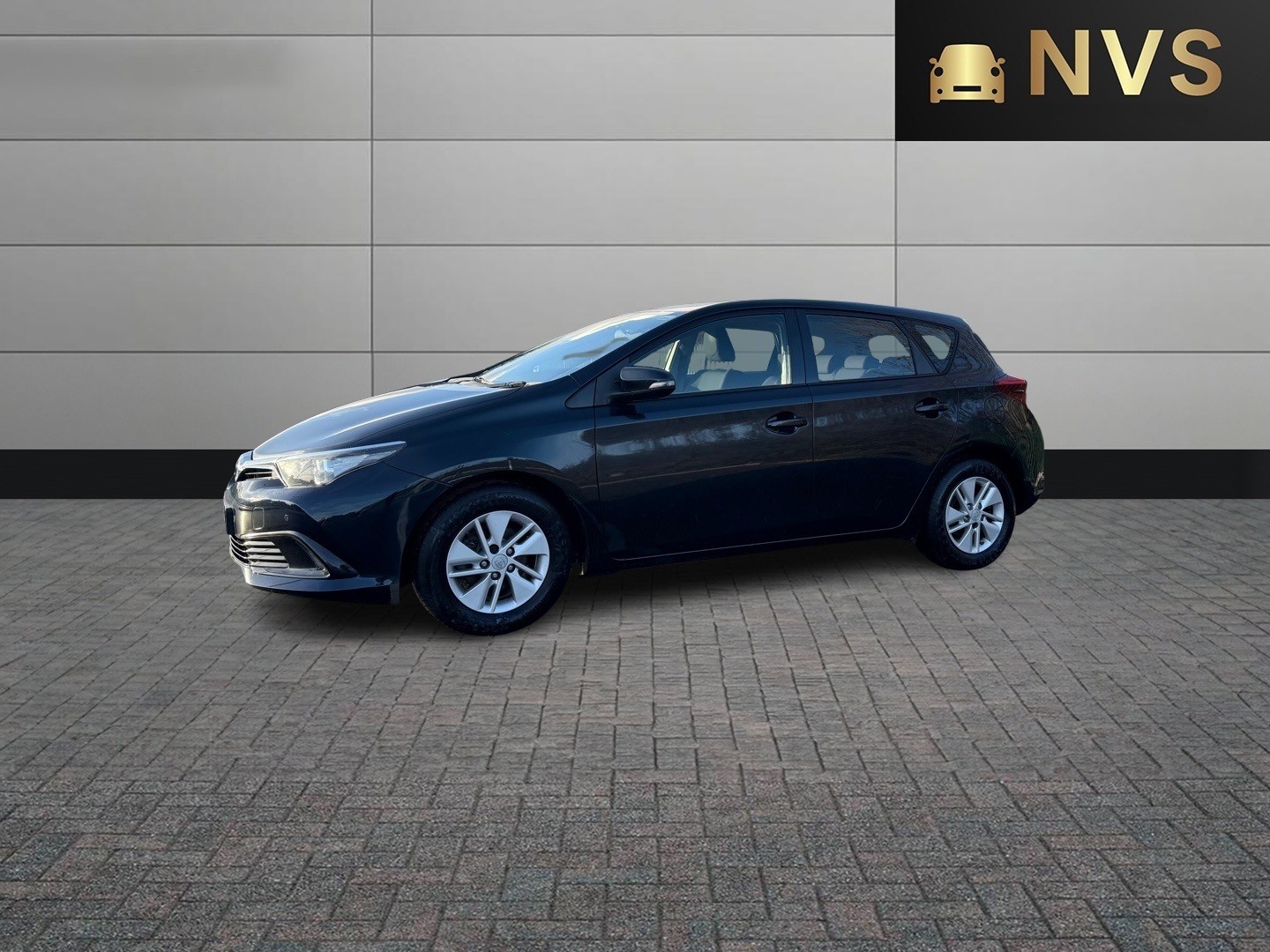 Used Toyota Auris 2015 for sale - 77342631: Photo 4