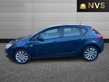 Used Vauxhall Astra 2010 for sale - 77058429: Photo
