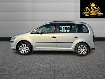 Used Volkswagen Touran 2009 for sale - 79467660: Photo