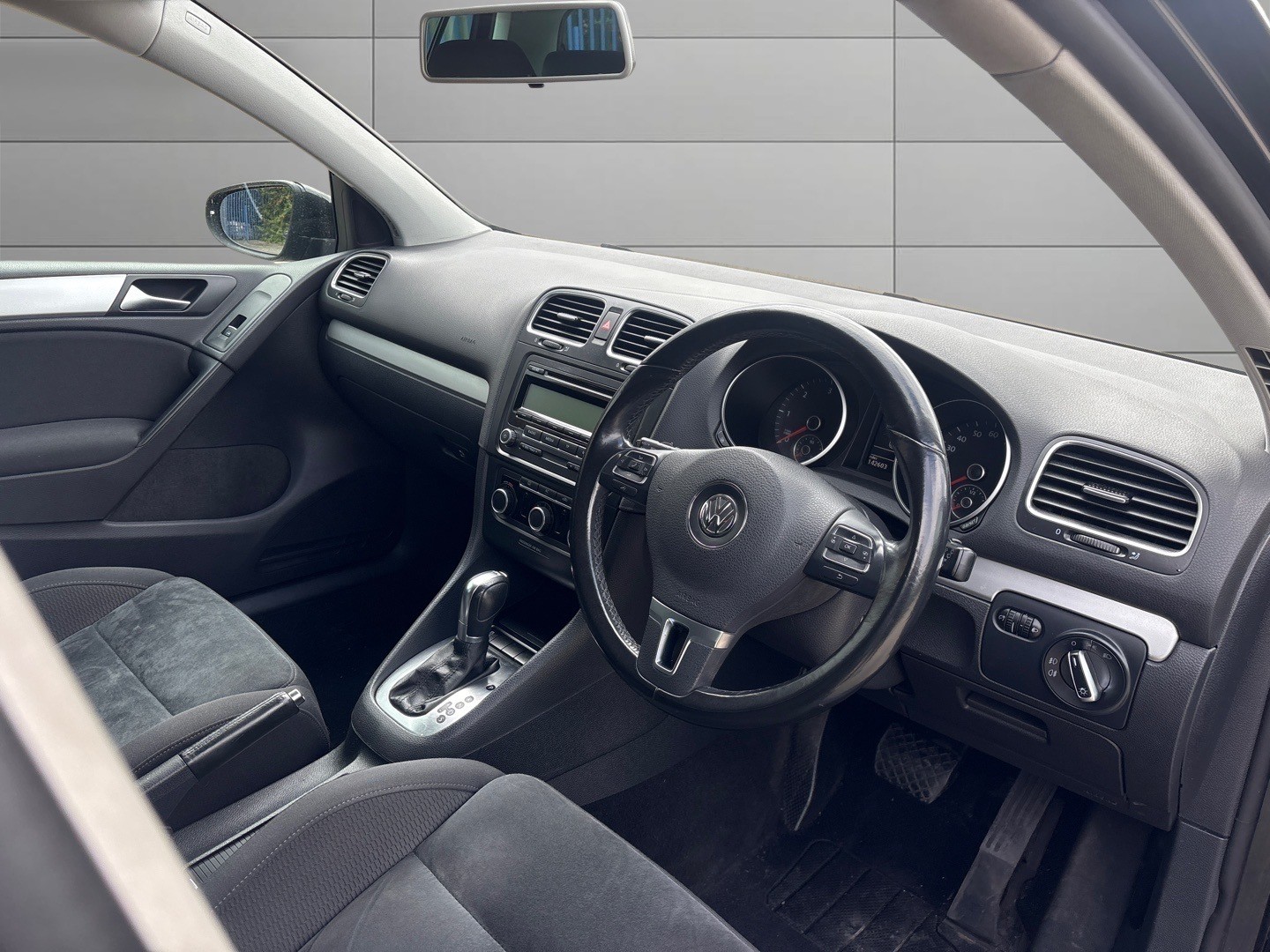 Used Volkswagen Golf 2011 for sale - 78121547: Photo 9
