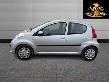 Used Peugeot 107 2008 for sale - 79771772: Photo