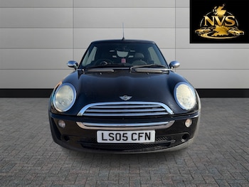Used MINI Convertible 2005 for sale - 79580376: Photo