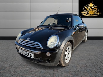 Used MINI Convertible 2005 for sale - 79580376: Photo