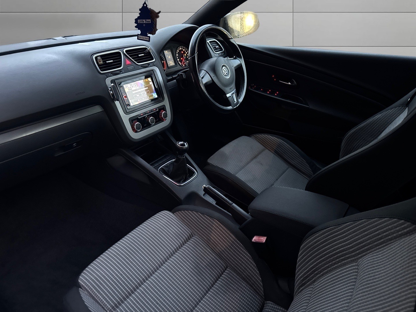 Used Volkswagen EOS 2010 for sale - 76940087: Photo 12