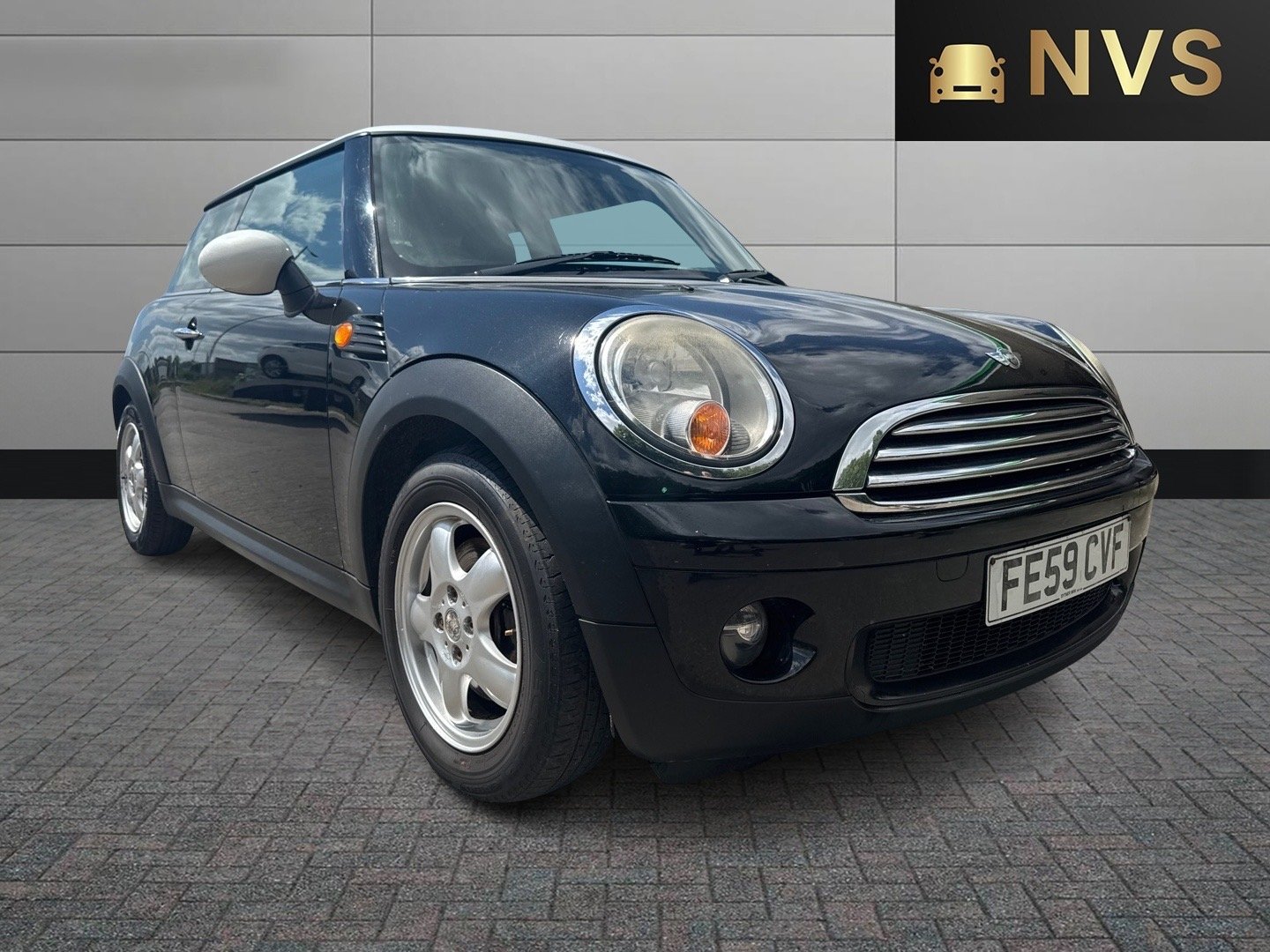 Used MINI Hatch 2009 for sale - 76075939: Photo 1