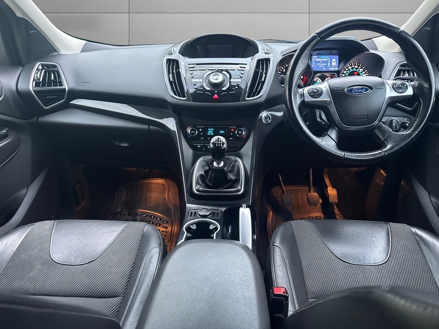 Used Ford Kuga 2014 for sale - 76497590: Photo 10