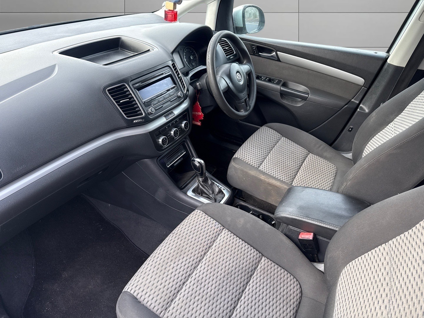 Used Volkswagen Sharan 2013 for sale - 77629048: Photo 12