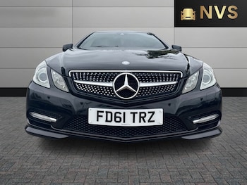 Used Mercedes-Benz E Class 2012 for sale - 76769453: Photo