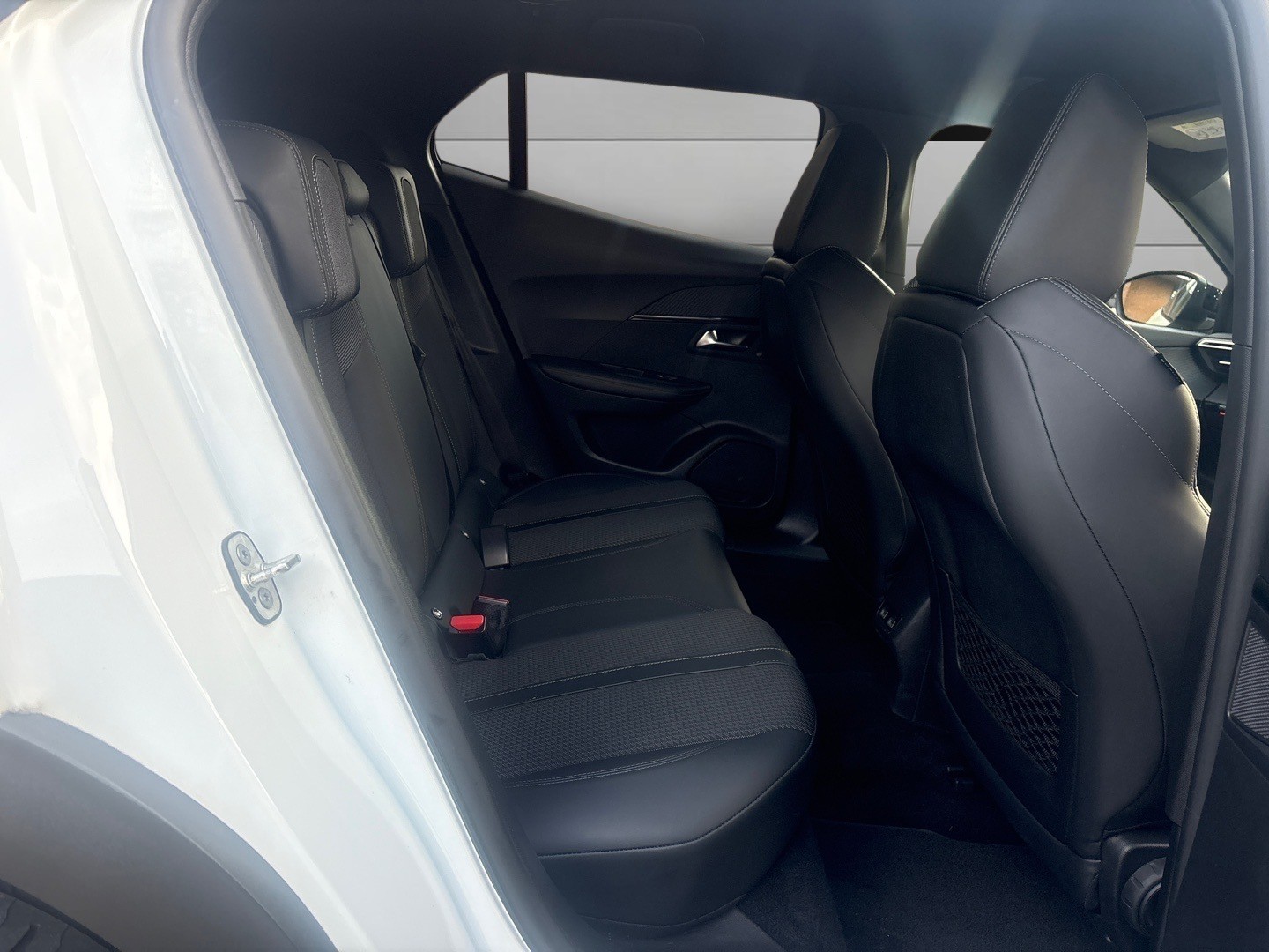 Used Peugeot 2008 2021 for sale - 76718412: Photo 10