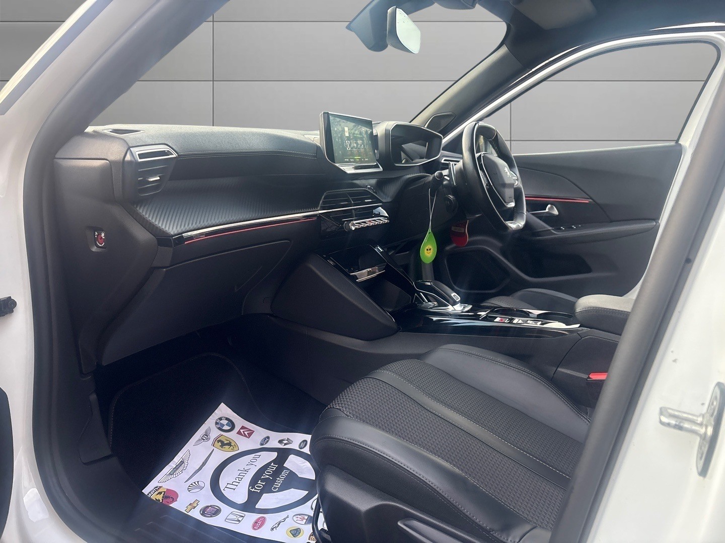 Used Peugeot 2008 2021 for sale - 76718412: Photo 12