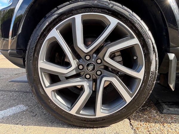 Used Land Rover Discovery 4 2010 for sale - 76114037: Photo 23