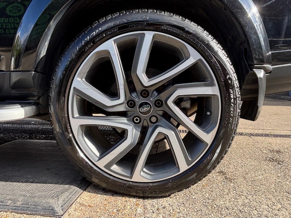 Used Land Rover Discovery 4 2010 for sale - 76114037: Photo 24