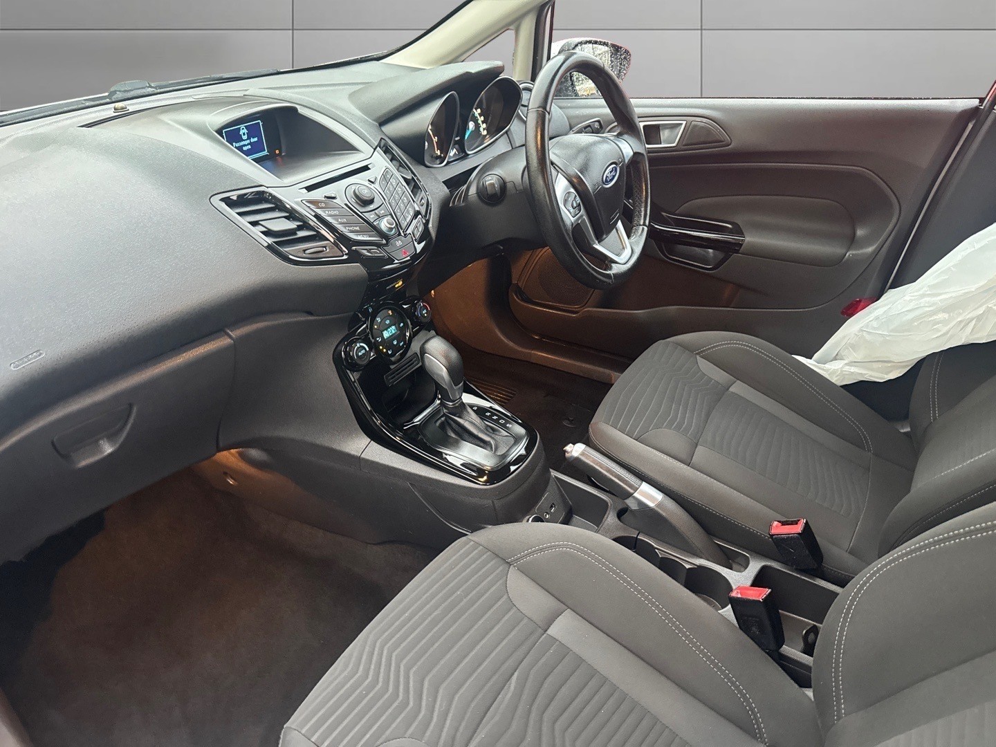 Used Ford Fiesta 2013 for sale - 76896978: Photo 12