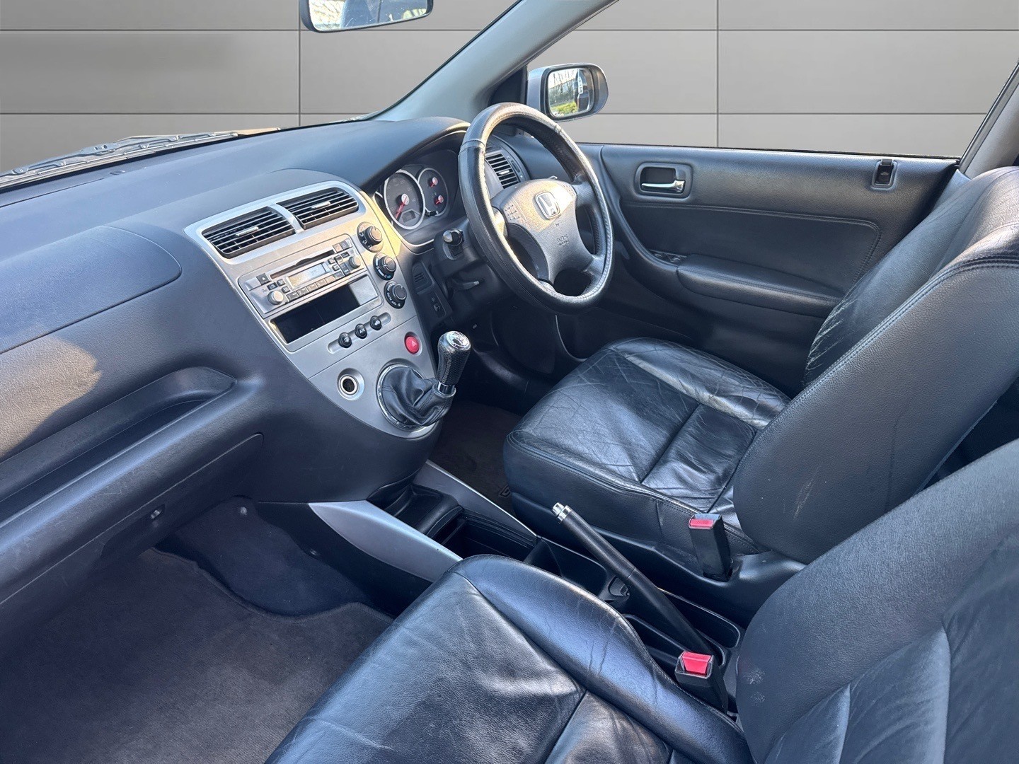 Used Honda Civic 2004 for sale - 77096915: Photo 12