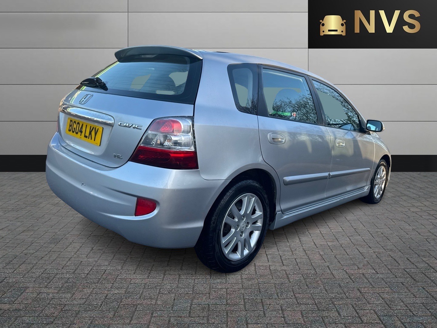 Used Honda Civic 2004 for sale - 77096915: Photo 7