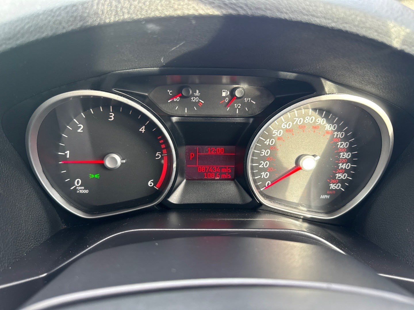 Used Ford Galaxy 2015 for sale - 76517780: Photo 13