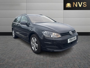 Volkswagen - Golf