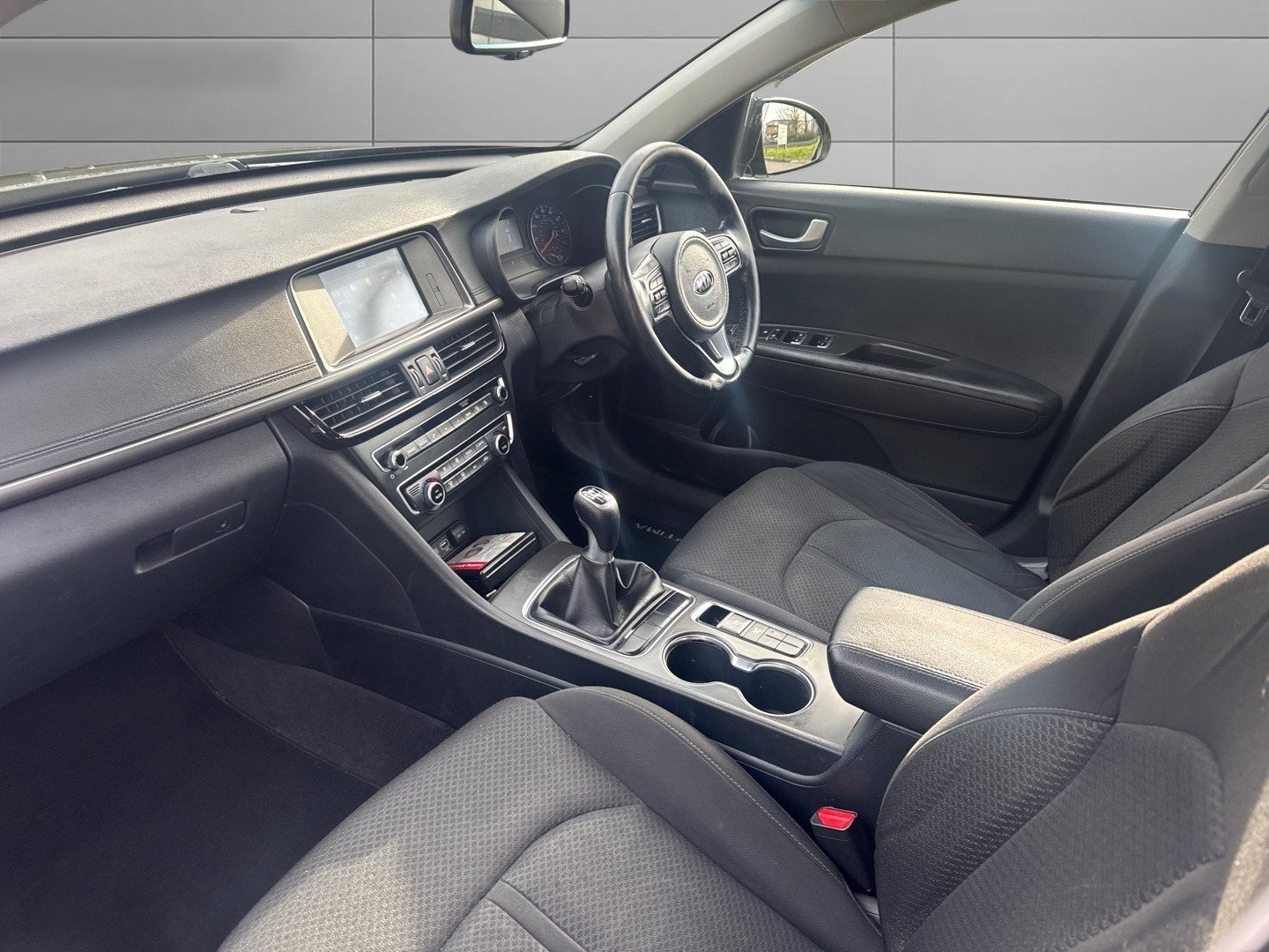 Used Kia Optima 2018 for sale - 77616378: Photo 12