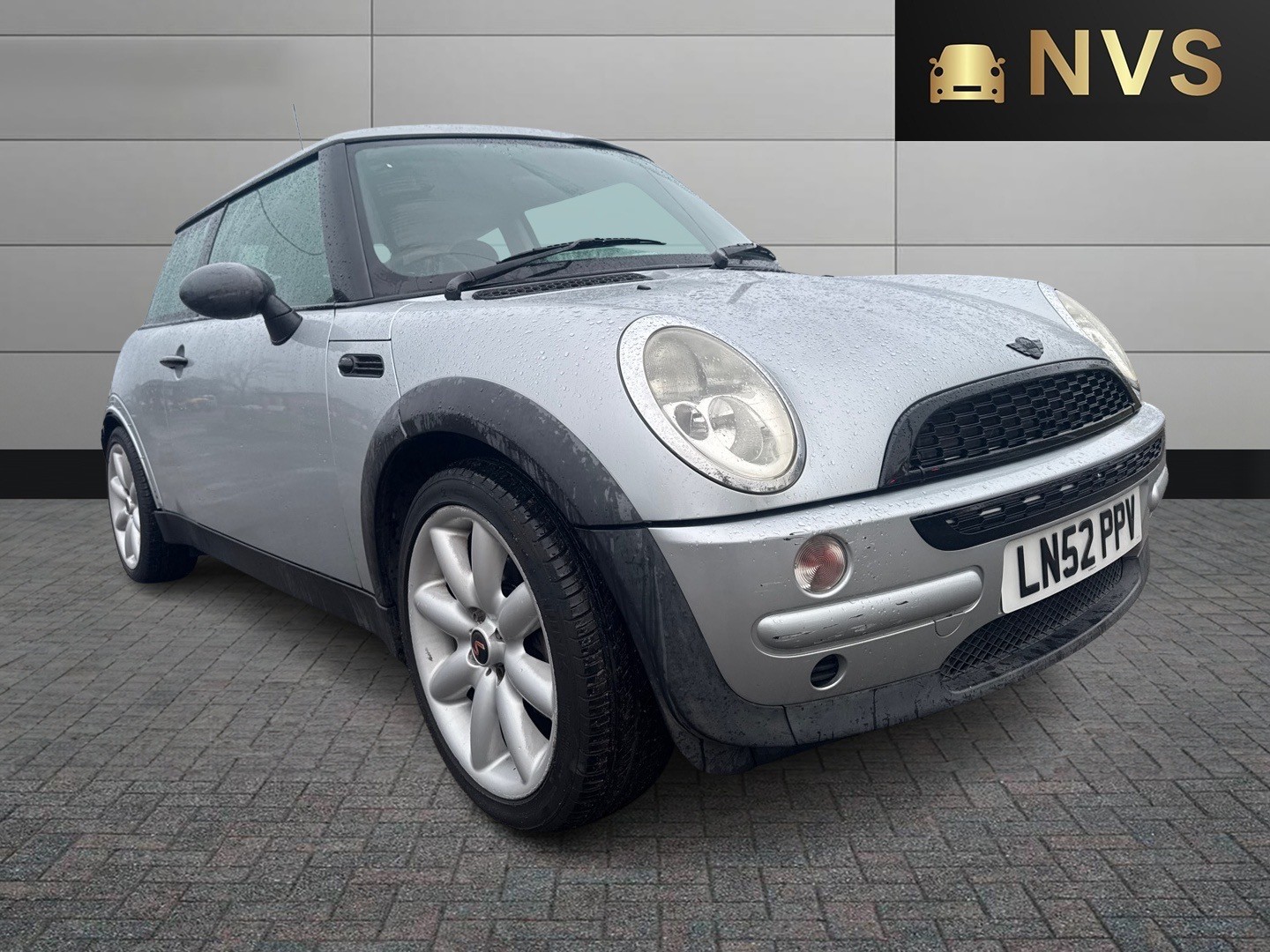 Used MINI Hatch 2002 for sale - 78011308: Photo 1