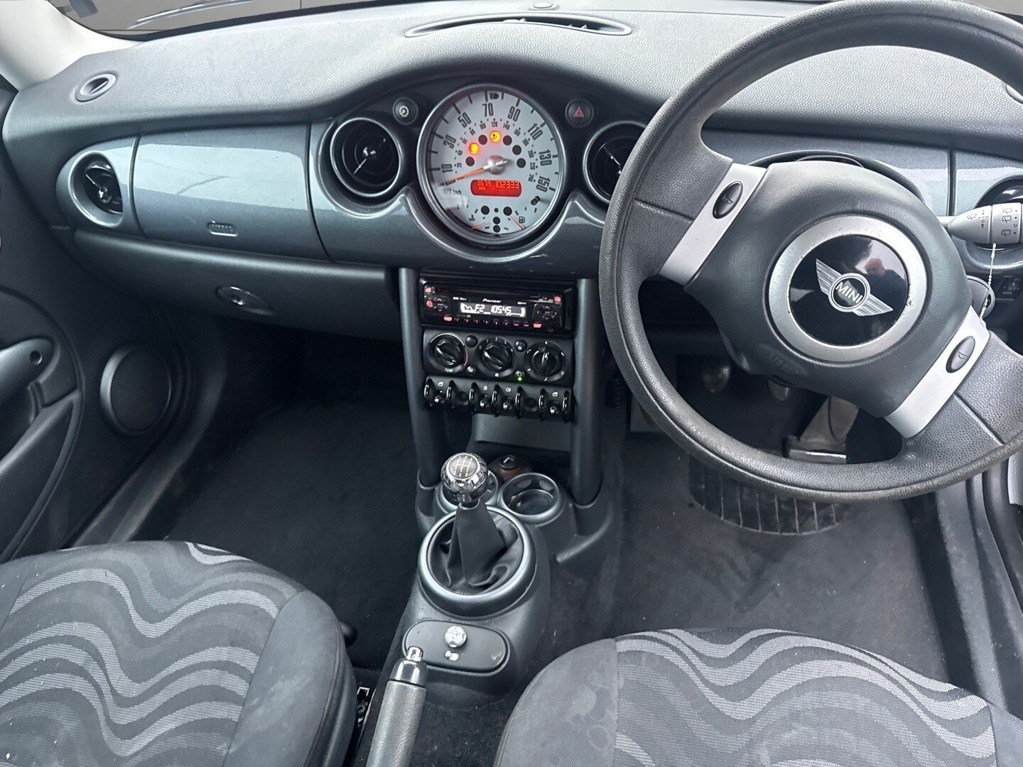 Used MINI Hatch 2002 for sale - 78011308: Photo 9