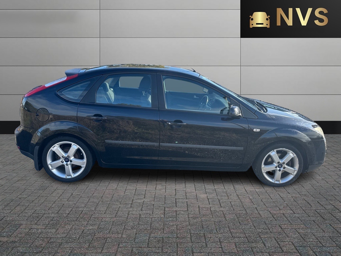 Used Ford Focus 2005 for sale - 76418277: Photo 8