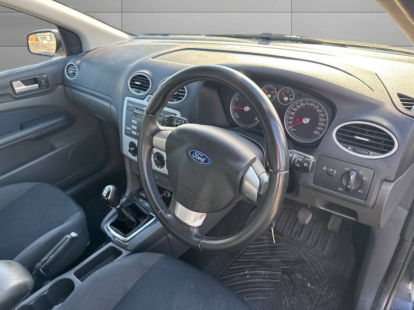 Used Ford Focus 2005 for sale - 76418277: Photo 9