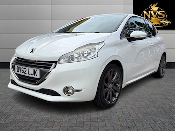 Used Peugeot 208 2012 for sale - 79260884: Photo