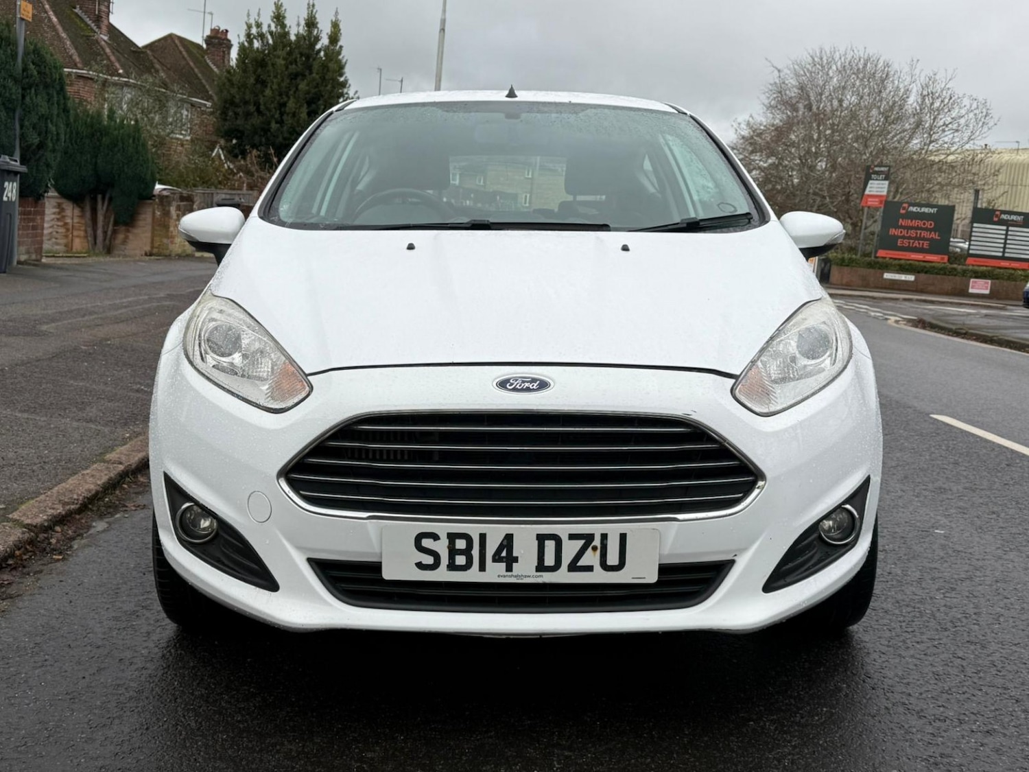 Used Ford Fiesta 2014 for sale - 76692808: Photo 2