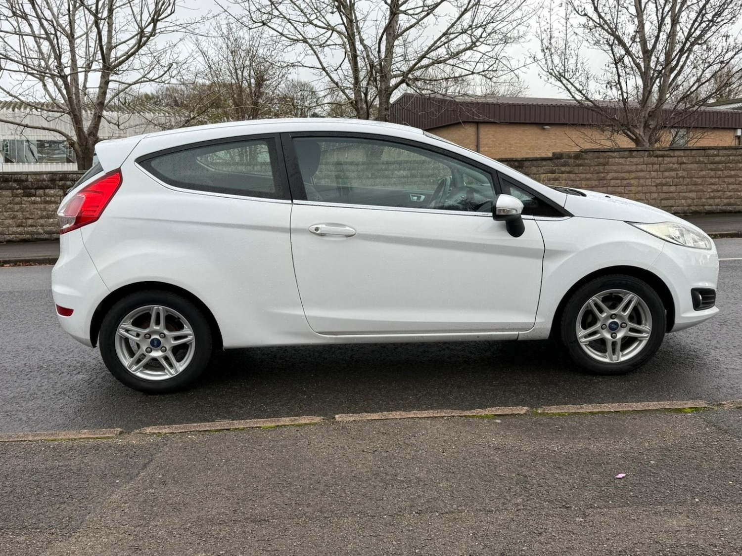 Used Ford Fiesta 2014 for sale - 76692808: Photo 8