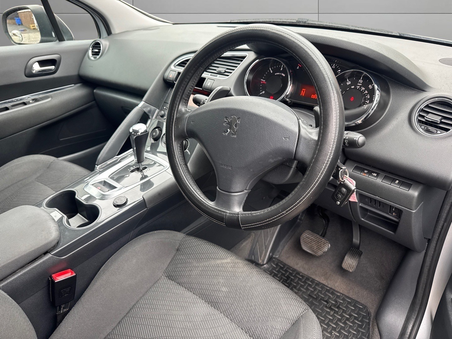 Used Peugeot 3008 2013 for sale - 77796892: Photo 9