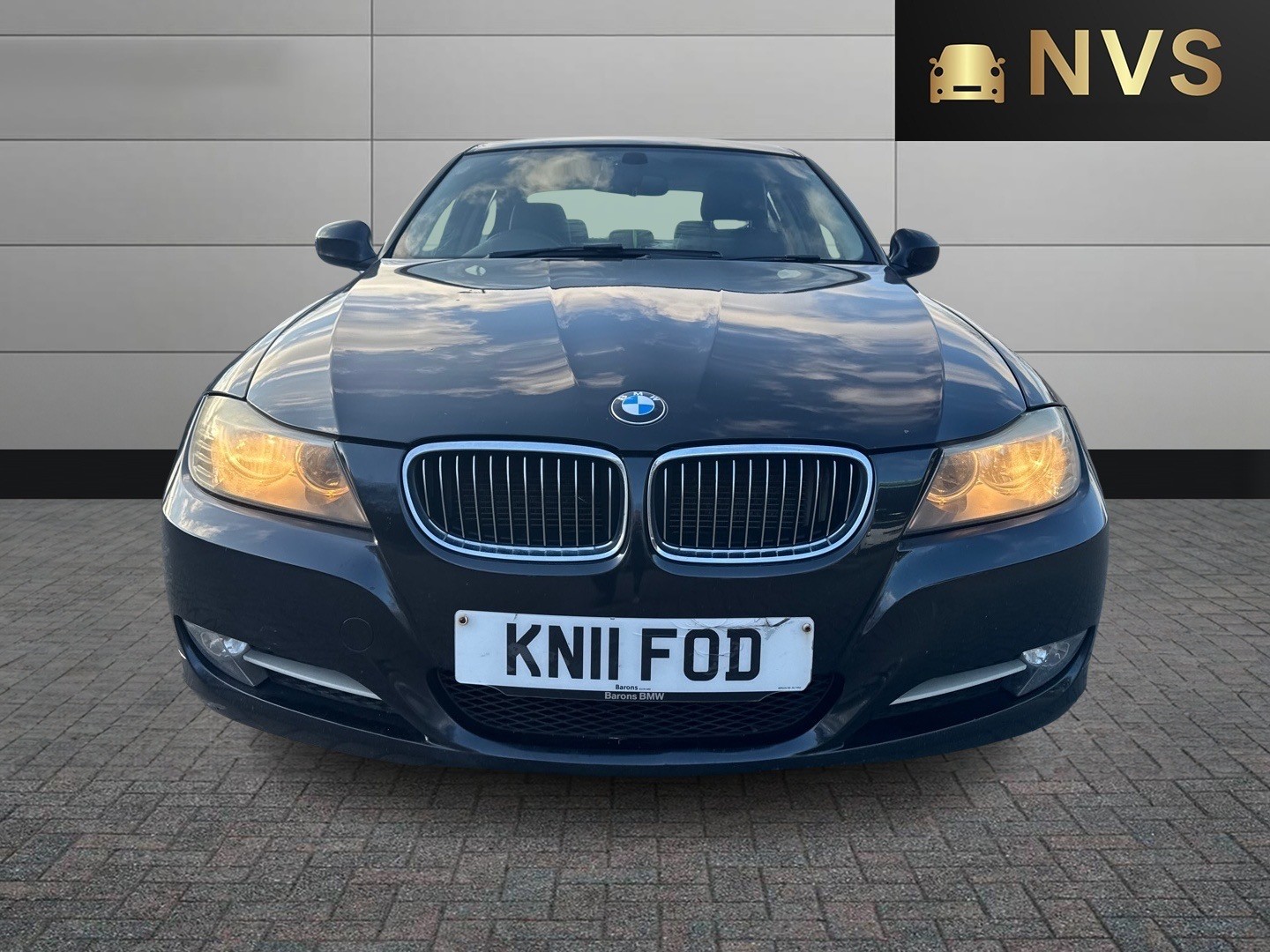 Used BMW 3 Series 2011 for sale - 77052262: Photo 2