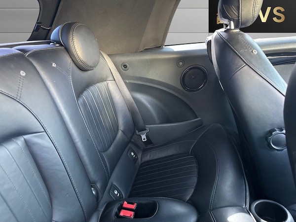 Used MINI Convertible 2018 for sale - 75615836: Photo 11