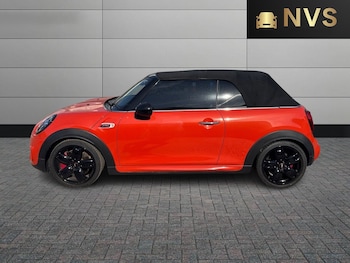 Used MINI Convertible 2018 for sale - 75615836: Photo
