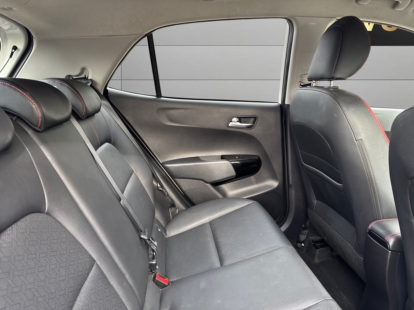 Used Kia Picanto 2017 for sale - 76142545: Photo 11