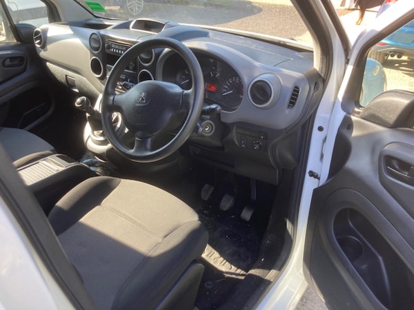 Used Peugeot Partner 2017 for sale - 71456927: Photo 8