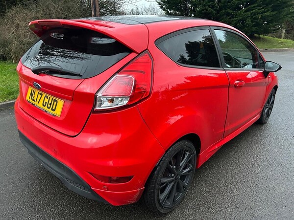 Used Ford Fiesta 2017 for sale - 73289800: Photo 6
