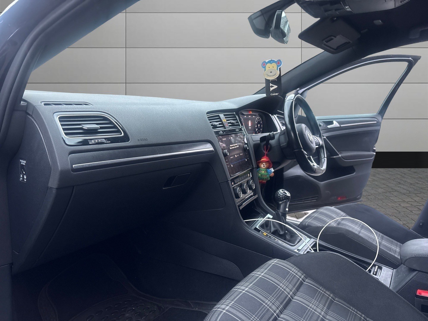 Used Volkswagen Golf 2017 for sale - 77983716: Photo 12