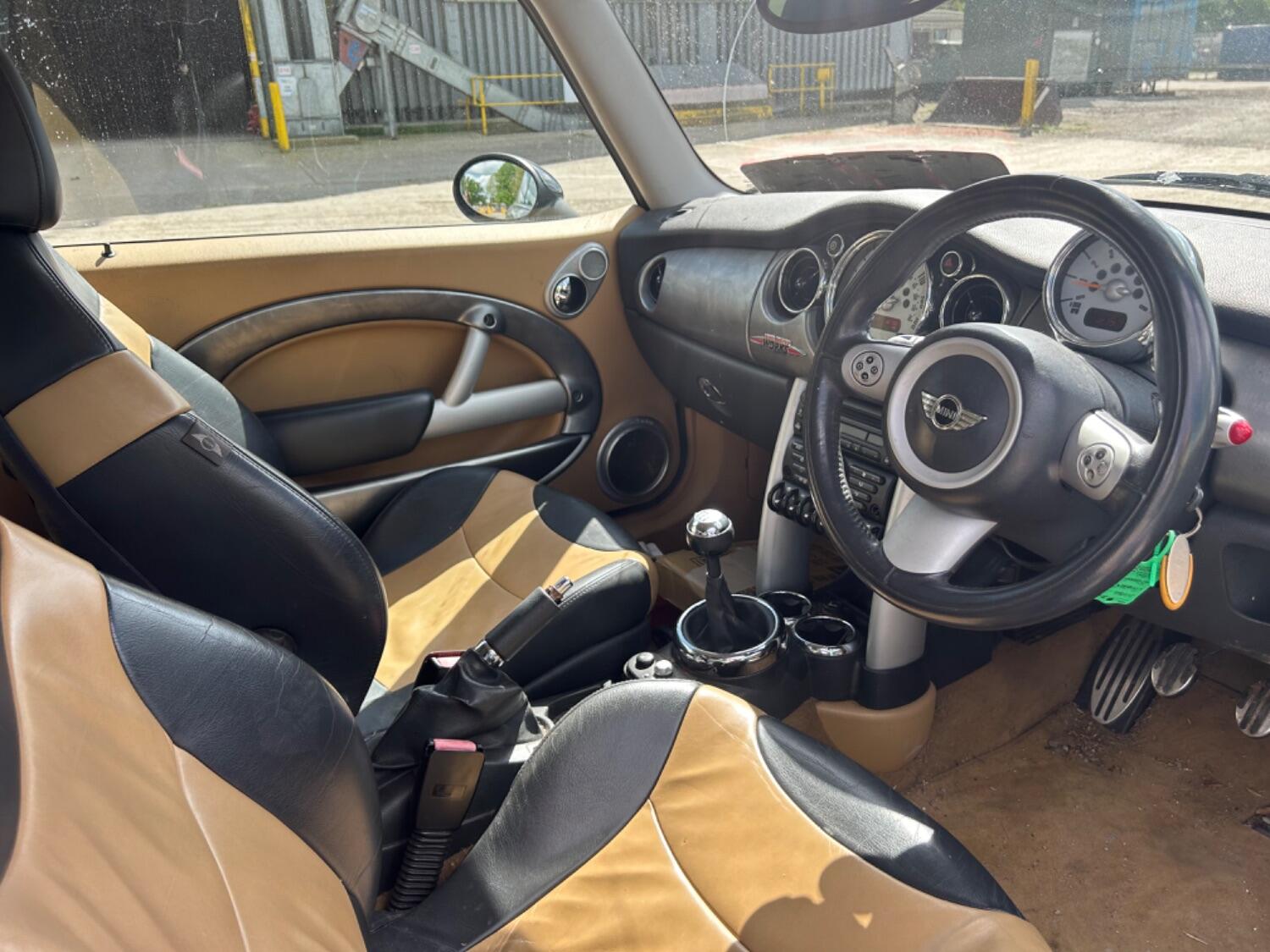 Used MINI Hatch 2004 for sale - 77052267: Photo 8