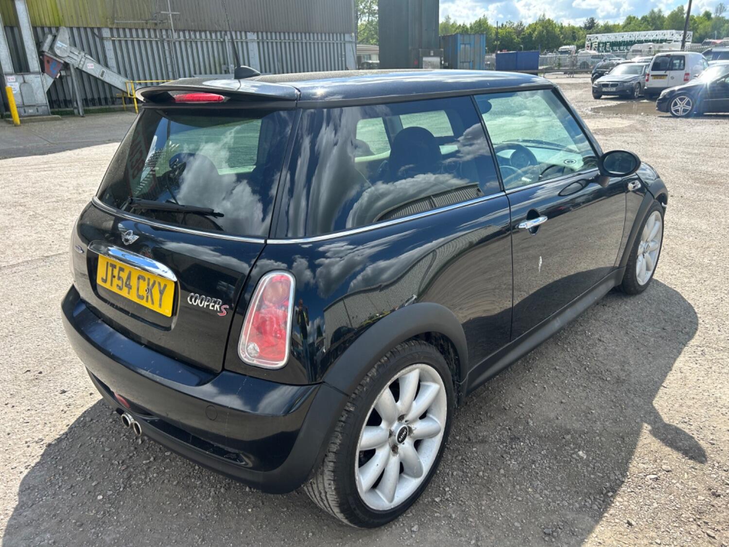 Used MINI Hatch 2004 for sale - 77052267: Photo 9