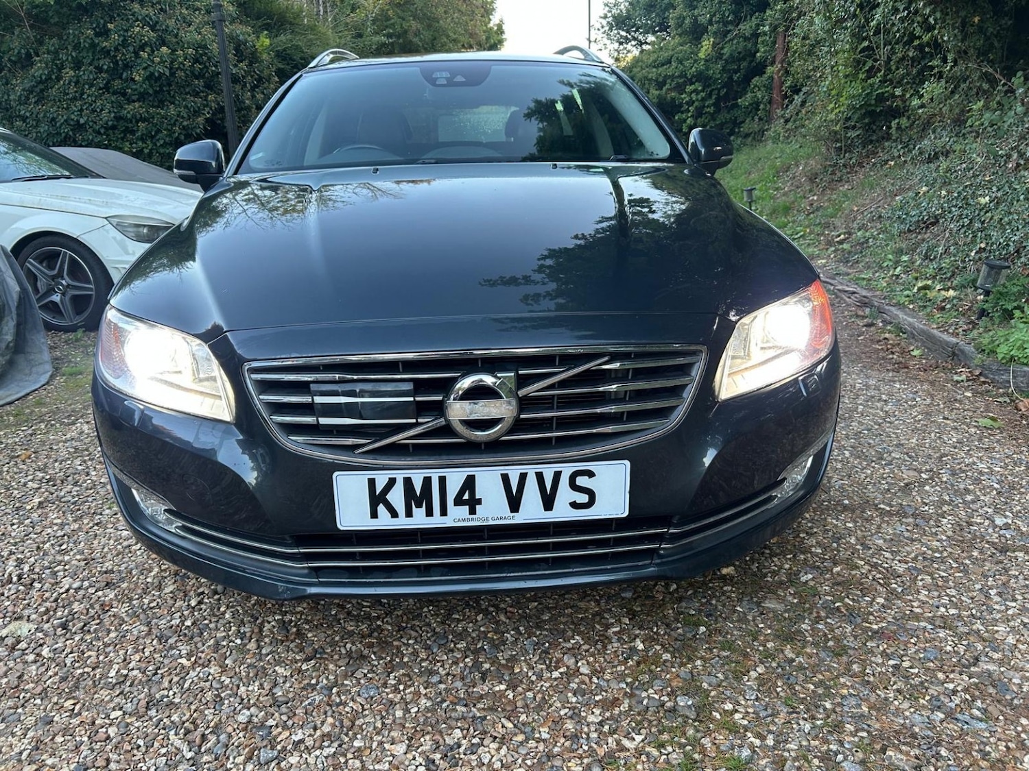Used Volvo V70 2014 for sale - 76076041: Photo 2