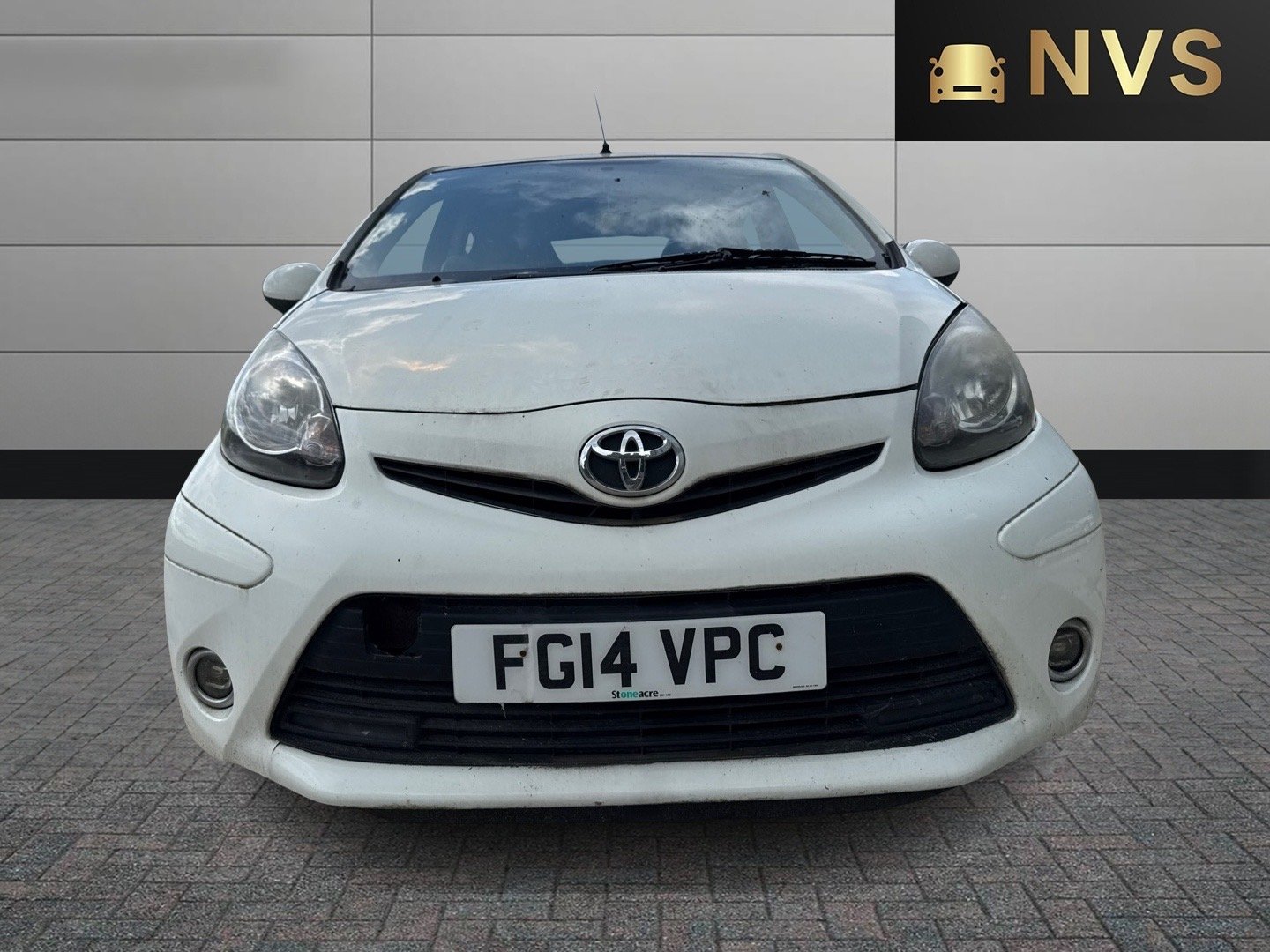 Used Toyota AYGO 2014 for sale - 76317426: Photo 2