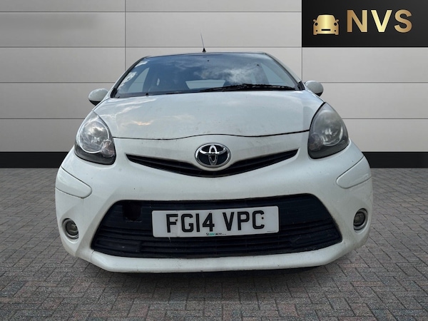 Used Toyota AYGO 2014 for sale - 76317426: Photo 2